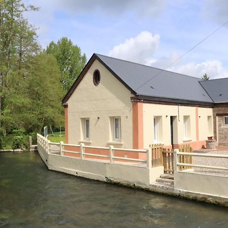 Au Clair Matin Sur L'Yeres Villa Sept-Meules Exterior foto