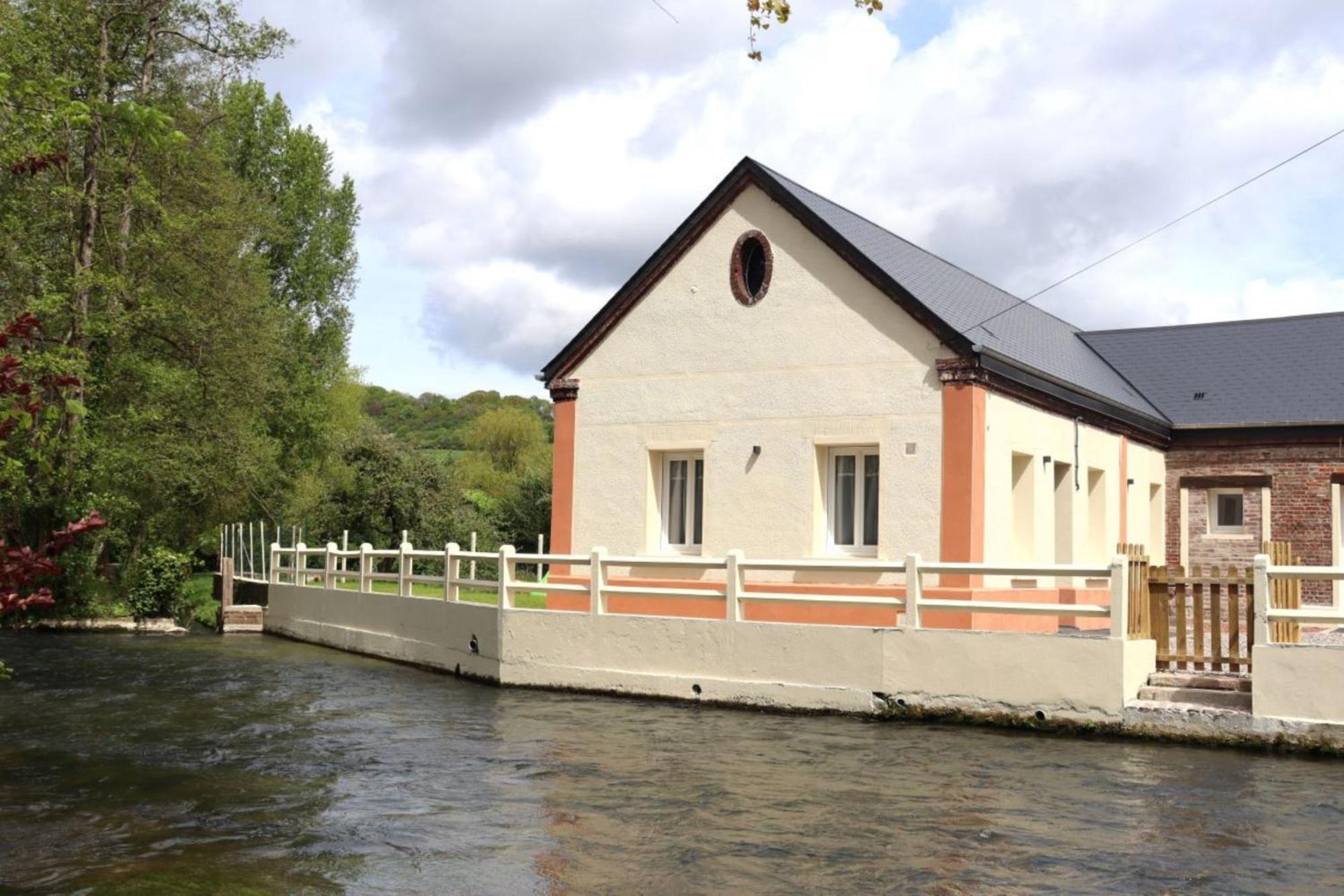 Au Clair Matin Sur L'Yeres Villa Sept-Meules Exterior foto