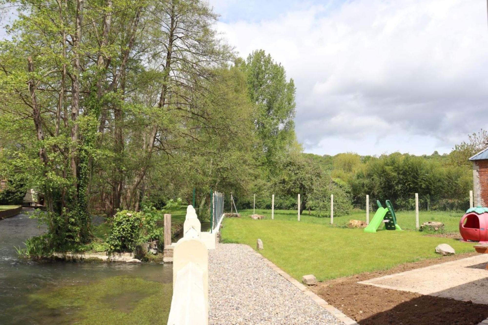 Au Clair Matin Sur L'Yeres Villa Sept-Meules Exterior foto