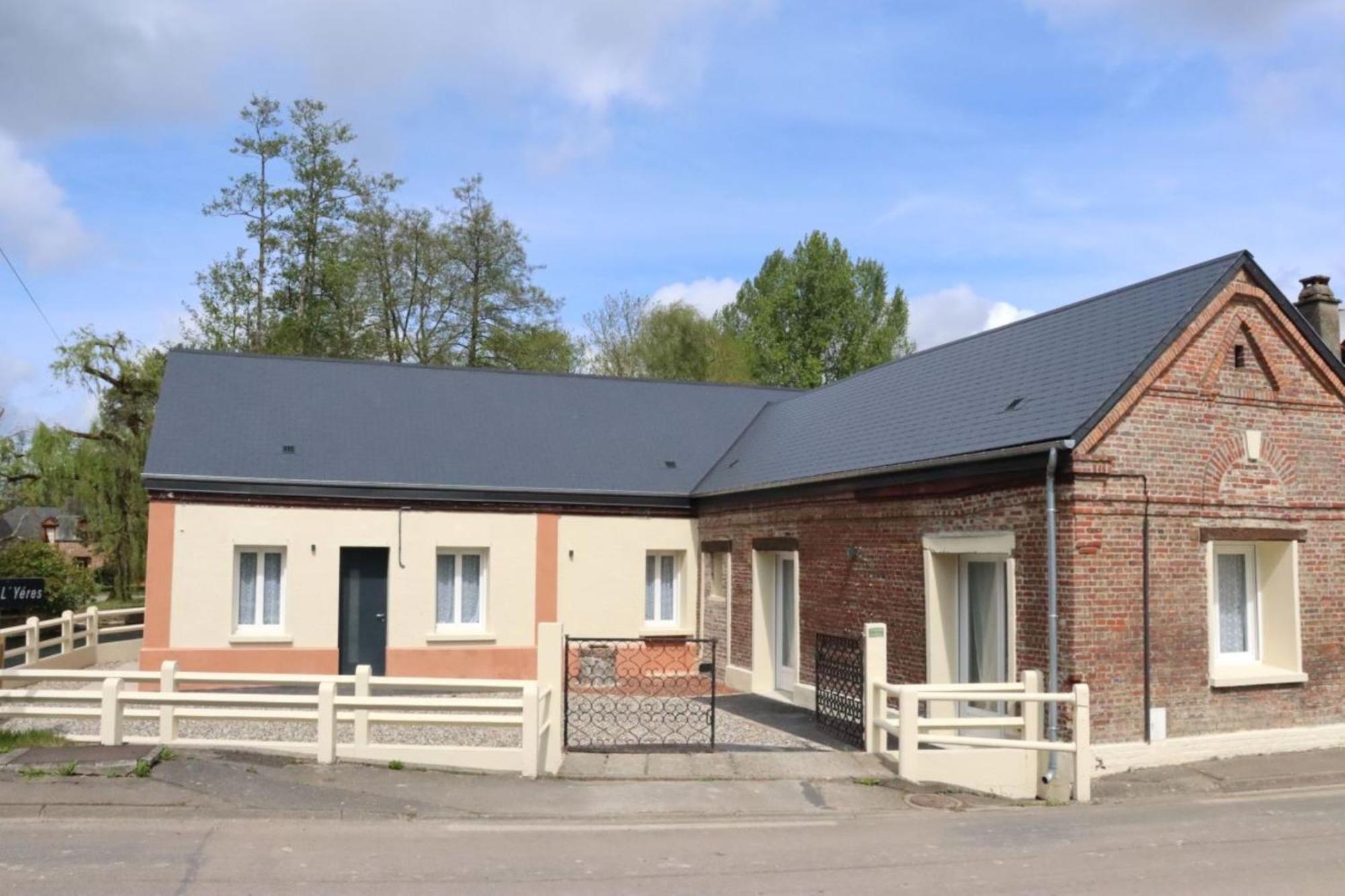 Au Clair Matin Sur L'Yeres Villa Sept-Meules Exterior foto